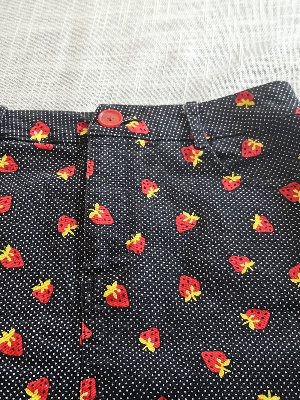 ​Motel Rocks Strawberry Polka Dot Denim Mini Skirt | Size XS Black Red Festival - Picture 10 of 11